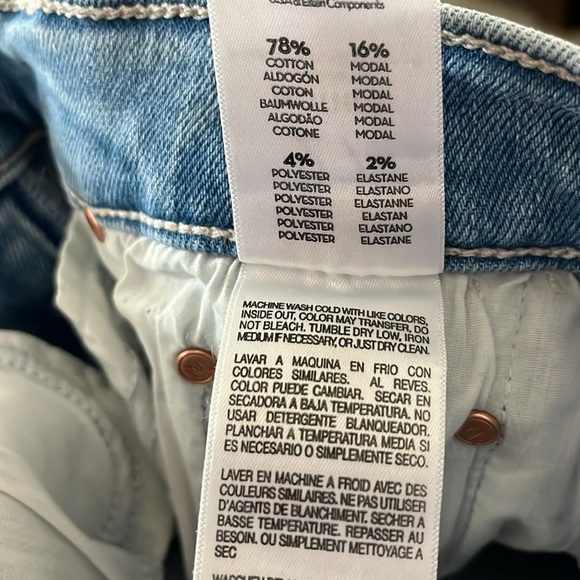 NWT MOTHER The Insider Crop Step Fray
Jeans in Limited Edition Size 27 - Picture 8 of 9